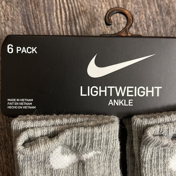 6 Baby socks - Picture 3 of 4